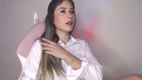 Snapshot of alice_cespedes chatting on October 16, 2025, 10:11 pm alice_cespedes online show from October 16, 2025, 10:11 pm