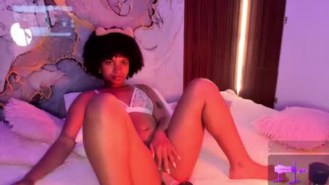 Snapshot of alice_cute77 chatting on October 15, 2025, 10:32 pm Mey online show from October 15, 2025, 10:32 pm