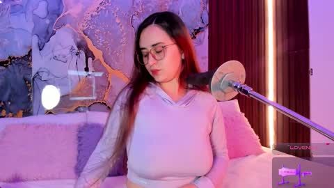 Snapshot of alice_cute77 chatting on October 25, 2025, 2:52 am Mey online show from October 25, 2025, 2:52 am