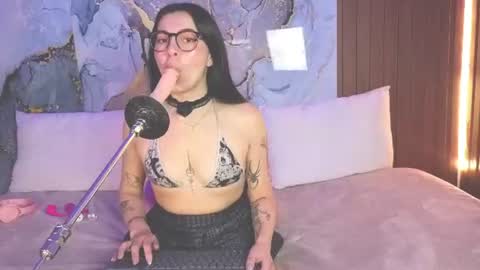 Mey online show from June 23, 2026, 2:37 pm