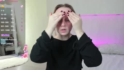 Alice  GMT2 Mon 3-9 AM Tue 3-9 AM Fri 3-9 AM Sat 3-9 AM Sun 3-9 AM online show from December 17, 2024, 12:56 am