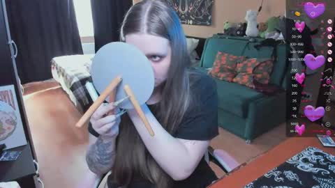 Snapshot of alice_dreamgirl_ chatting on April 22, 2026, 12:28 pm Alice 3 online show from April 22, 2026, 12:28 pm