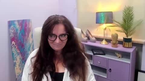 Snapshot of alice_extasy chatting on December 3, 2024, 9:11 am Alice online show from December 3, 2024, 9:11 am