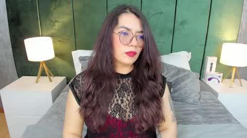 Alice  online show from October 7, 2025, 1:36 am
