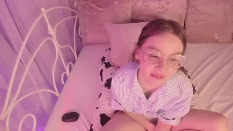 Alice online show from February 14, 2025, 10:58 pm