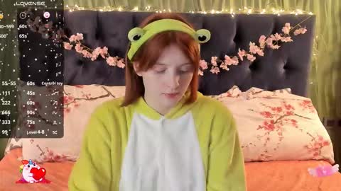 Snapshot of alice_langley chatting on September 30, 2025, 11:15 am Alice 3 online show from September 30, 2025, 11:15 am