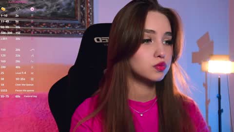 Alice online show from December 2, 2024, 6:21 pm