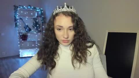 Snapshot of alice_love_888 chatting on December 18, 2025, 7:09 pm Alice online show from December 18, 2025, 7:09 pm