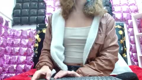 Snapshot of alice_magnus chatting on September 14, 2025, 12:04 pm alice online show from September 14, 2025, 12:04 pm