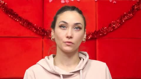 AliceMunro online show from December 22, 2024, 10:36 pm