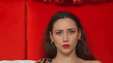 AliceMunro online show from December 29, 2024, 12:52 am