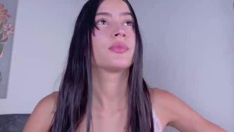 alice_rous21 online show from September 20, 2025, 2:18 pm