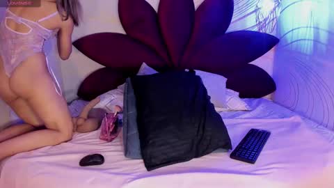 alice_simpson1 online show from January 14, 2025, 11:53 am