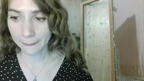 Alice Love you all  online show from May 10, 2026, 9:20 pm