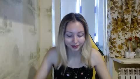 Alice smiles online show from April 28, 2026, 11:15 am