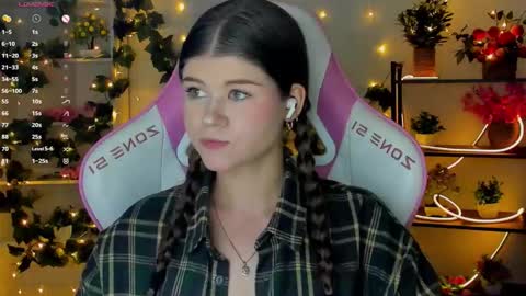 Alice online show from September 26, 2025, 9:30 pm