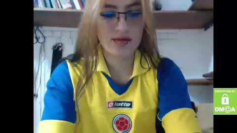 Snapshot of alice_trinity chatting on September 9, 2025, 7:57 pm Alice online show from September 9, 2025, 7:57 pm