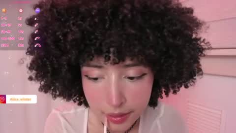 Snapshot of alice_wiinter chatting on June 26, 2026, 11:09 pm Alice online show from June 26, 2026, 11:09 pm