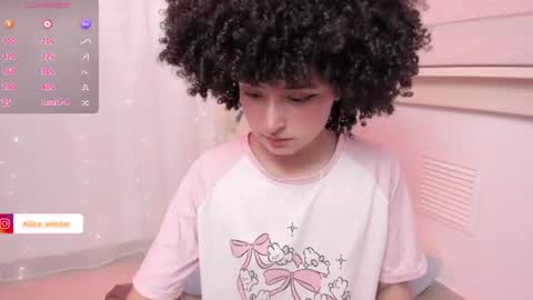 Snapshot of alice_wiinter chatting on July 1, 2026, 11:04 pm Alice online show from July 1, 2026, 11:04 pm