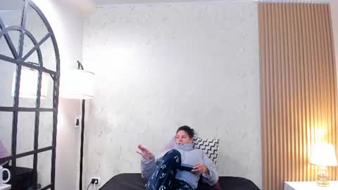 Alice and Asia online show from July 26, 2026, 12:34 pm