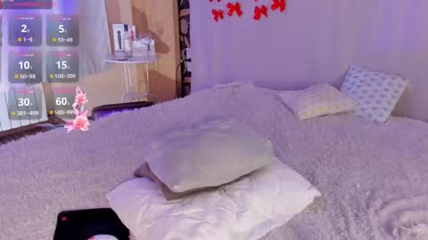 AliceBrune online show from February 21, 2025, 6:18 am