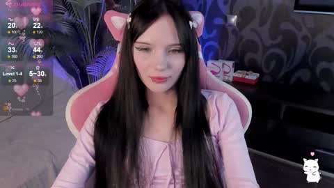 AliceBrune online show from March 7, 2025, 12:01 pm