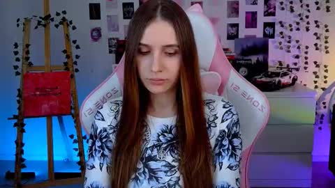 Snapshot of alicecharmy chatting on September 13, 2025, 12:49 pm alicecharmy online show from September 13, 2025, 12:49 pm