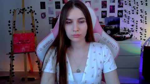 Snapshot of alicecharmy chatting on September 17, 2025, 11:12 am alicecharmy online show from September 17, 2025, 11:12 am