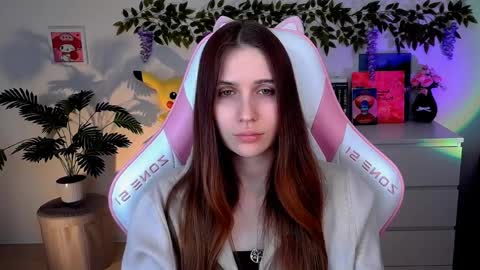 alicecharmy online show from March 28, 2026, 4:17 pm