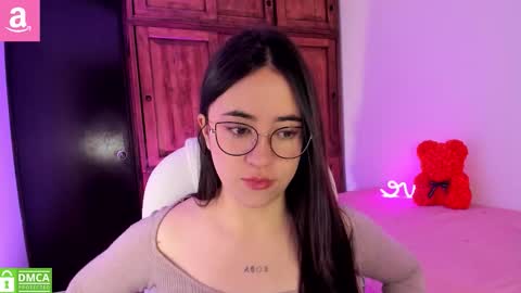 Snapshot of alicee_2 chatting on March 27, 2026, 1:33 pm Aliceee .. 97YP9VWGZHrefnav wishlist lists 1 online show from March 27, 2026, 1:33 pm