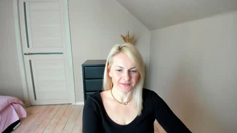 Alicee online show from March 3, 2025, 9:33 am