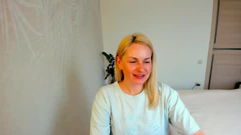 Alicee online show from March 26, 2026, 10:43 am