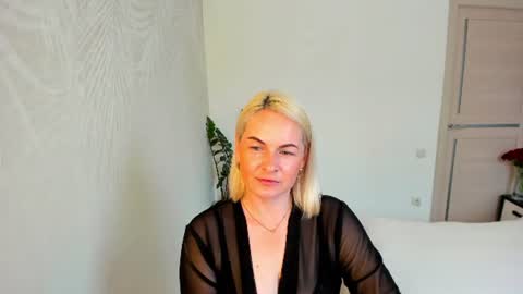 Alicee online show from June 14, 2026, 10:06 am