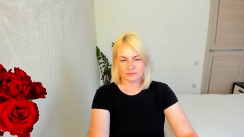 Alicee online show from June 15, 2026, 2:30 pm