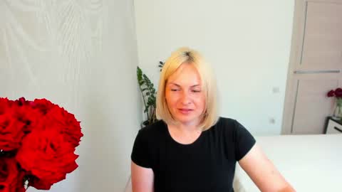 Alicee online show from June 17, 2026, 9:23 am
