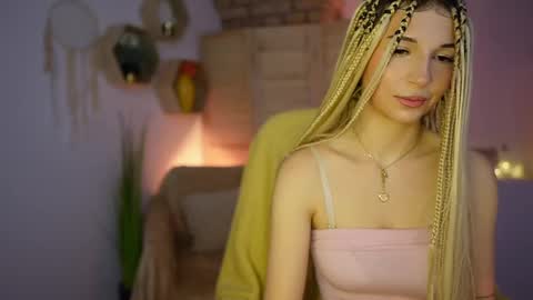 Alicee Kiss online show from December 15, 2024, 7:10 pm