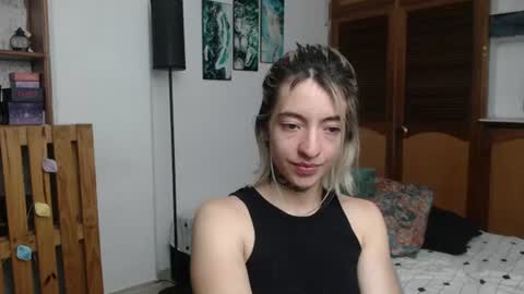 alicee_logan_ online show from June 11, 2026, 2:22 am
