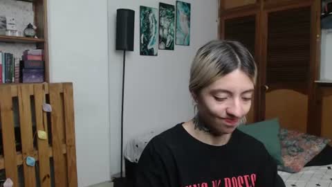alicee_logan_ online show from June 24, 2026, 1:48 am