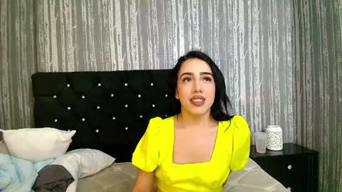 alicee_moonn online show from May 9, 2026, 7:41 pm