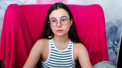 Snapshot of aliceecutee chatting on February 19, 2025, 9:14 pm AliceeCutee online show from February 19, 2025, 9:14 pm