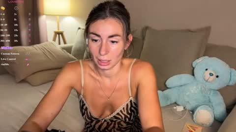 Daniella online show from June 14, 2026, 12:18 pm