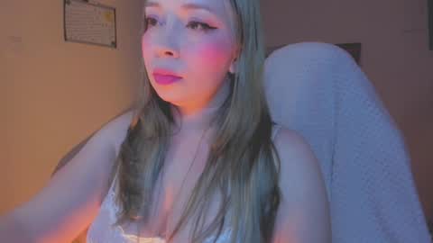  Dino nugget online show from February 27, 2025, 8:20 pm