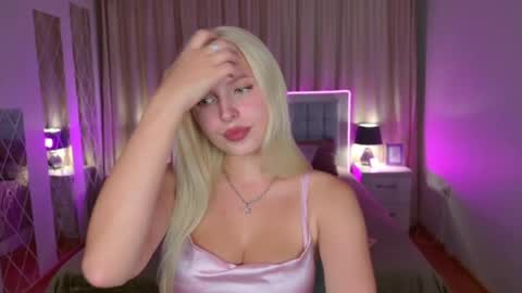 Snapshot of alicefreman chatting on September 14, 2025, 11:42 am Alice online show from September 14, 2025, 11:42 am