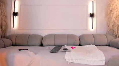 Snapshot of alicehanz_ chatting on March 18, 2026, 12:03 am Alice online show from March 18, 2026, 12:03 am