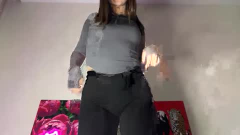 aliceinlustland online show from May 3, 2026, 6:03 pm