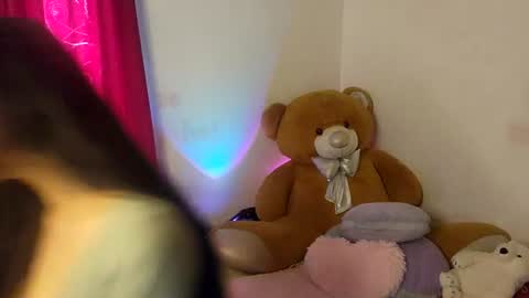 Alicekingdom online show from June 30, 2026, 8:32 pm