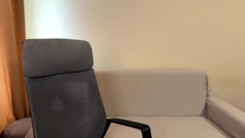 Snapshot of alicekollt chatting on October 2, 2025, 8:21 am alicekollt online show from October 2, 2025, 8:21 am