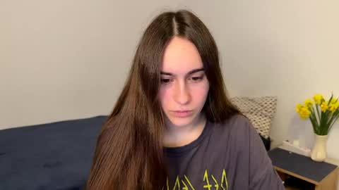 alicekollt online show from April 26, 2026, 8:50 pm