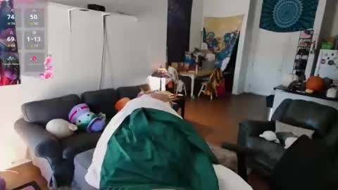 Alice Liddell online show from October 15, 2025, 5:24 pm