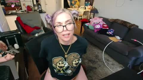 Alice Liddell online show from May 5, 2026, 1:24 am